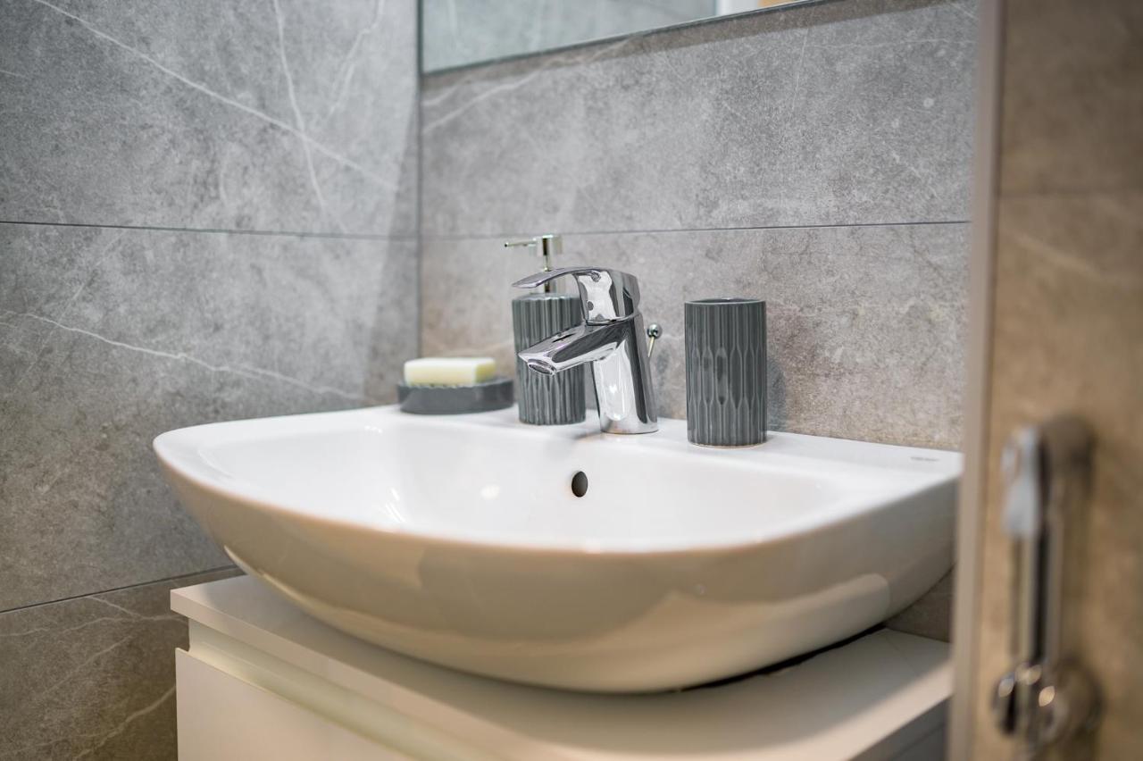 Apartman Epilux Tuzla Luaran gambar