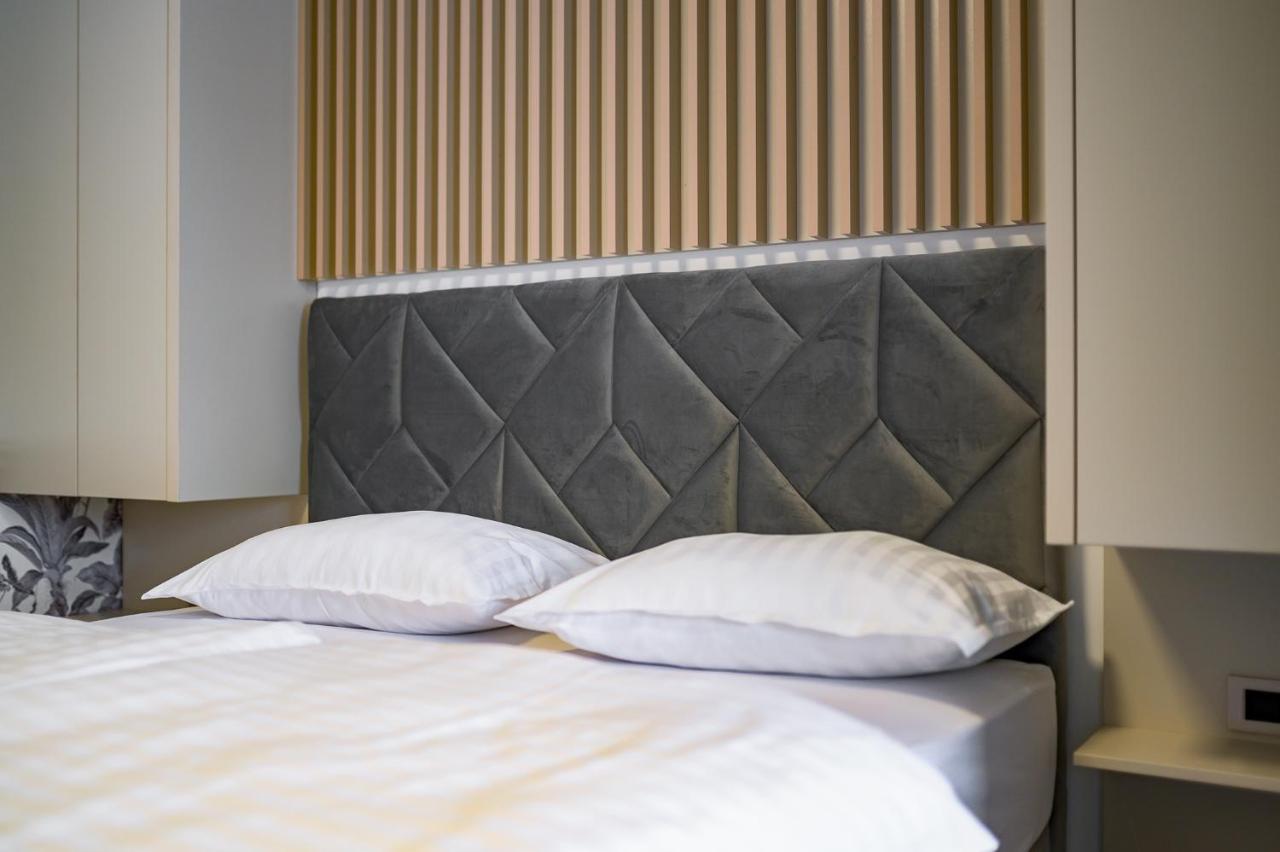 Apartman Epilux Tuzla Luaran gambar